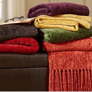 Chenille Throw 🛋